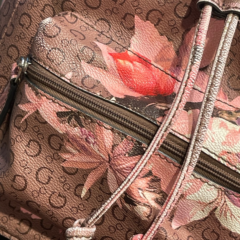 GUESS Backpack - Picture 3 of 9